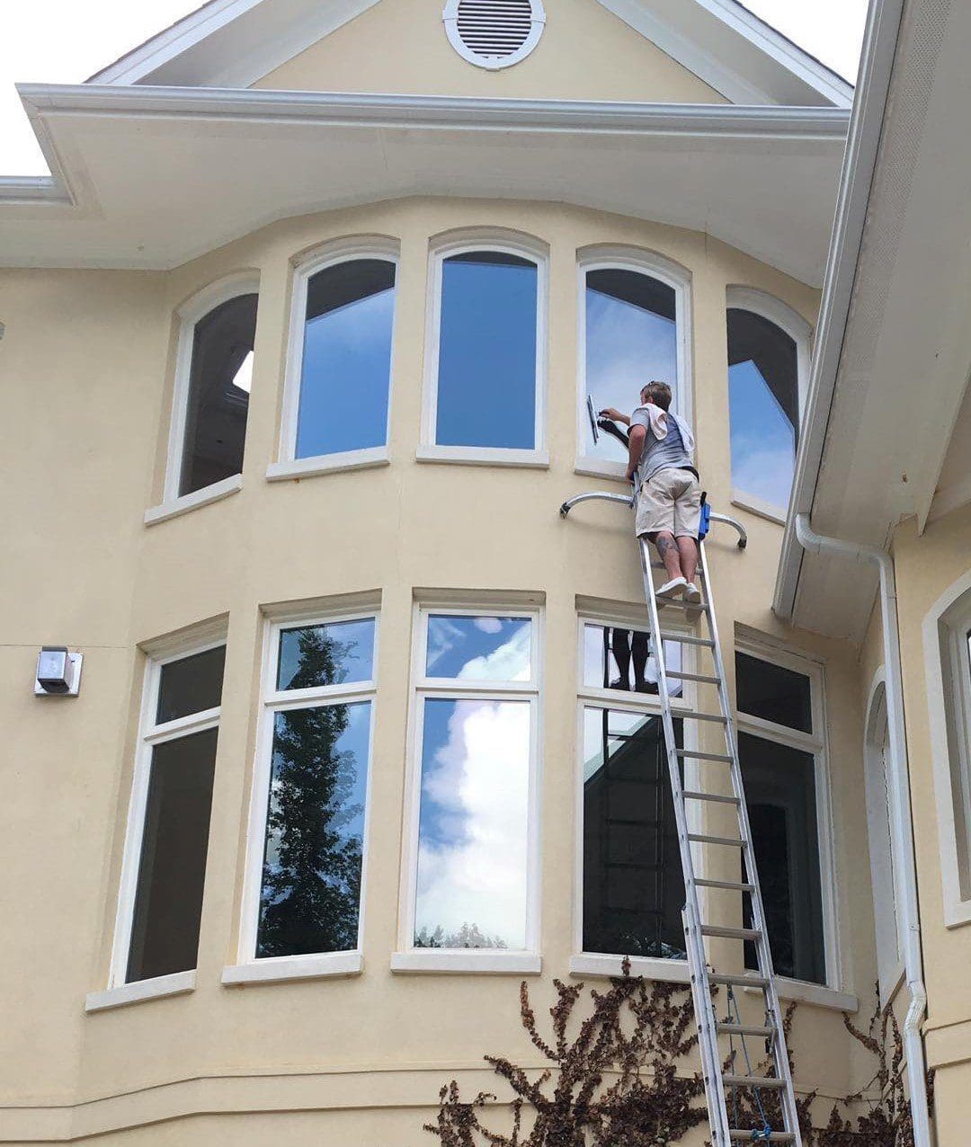 Gutter Cleaning Holly Springs Nc 2 Window Cleaning In Holly Springs